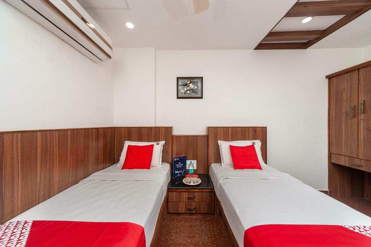Oyo 29859 Rds Guest House Ambur Bagian luar foto